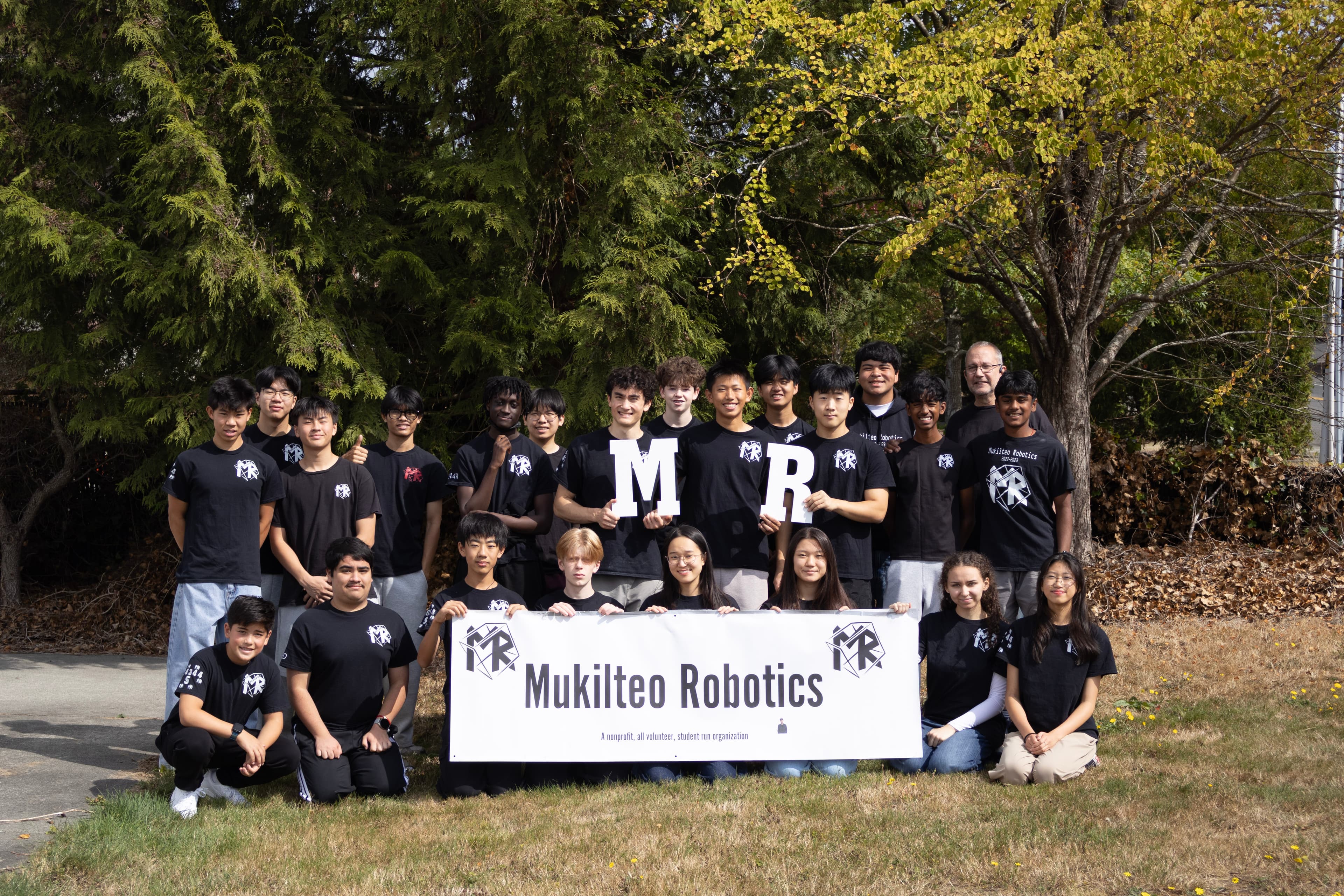 A group photo of Mukilteo Robotics